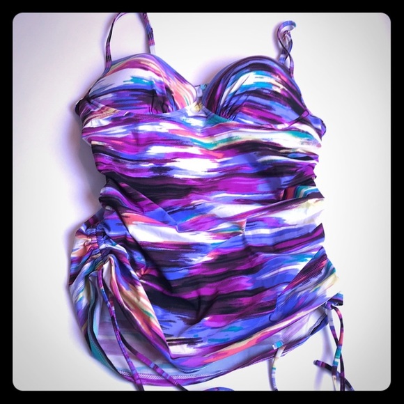 Assets by Sara Blakely Spanx push-up bathing top - Picture 2 of 6